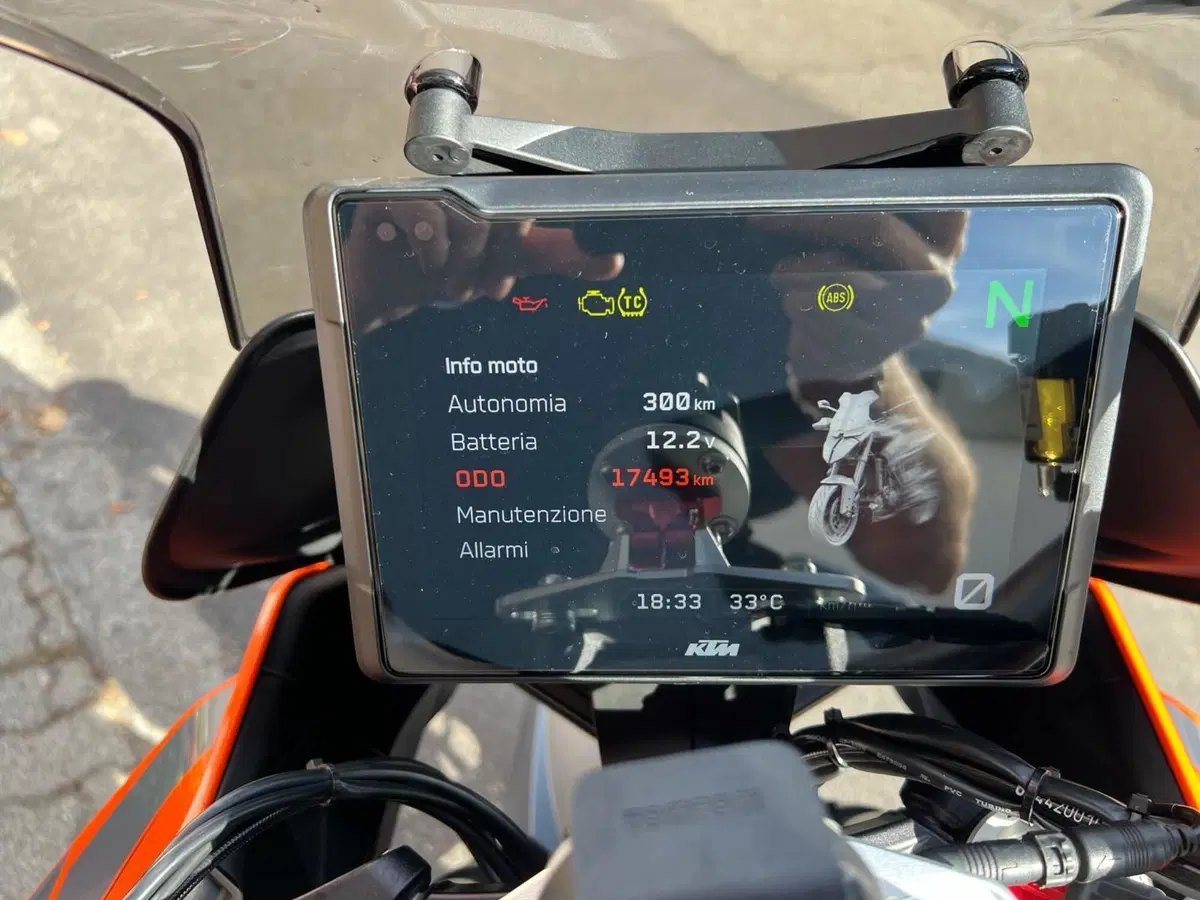 KTM 1290 Super Duke GT (2022 - 25) (5)