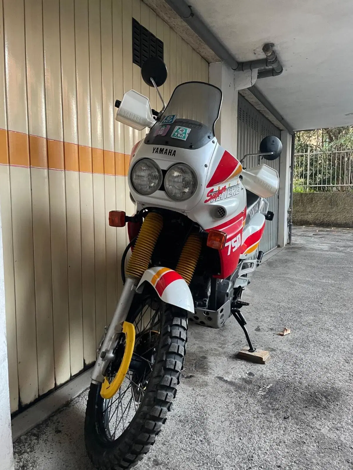 Yamaha XTZ 750 SuperTéneré (1989 - 98) (2)