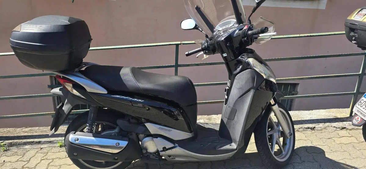 Honda SH 300 i ABS (2013 - 14) (6)