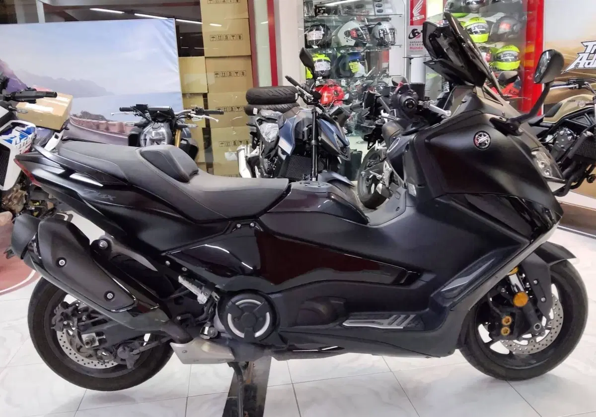 Yamaha T-Max 560 Tech Max (2022 - 24)
