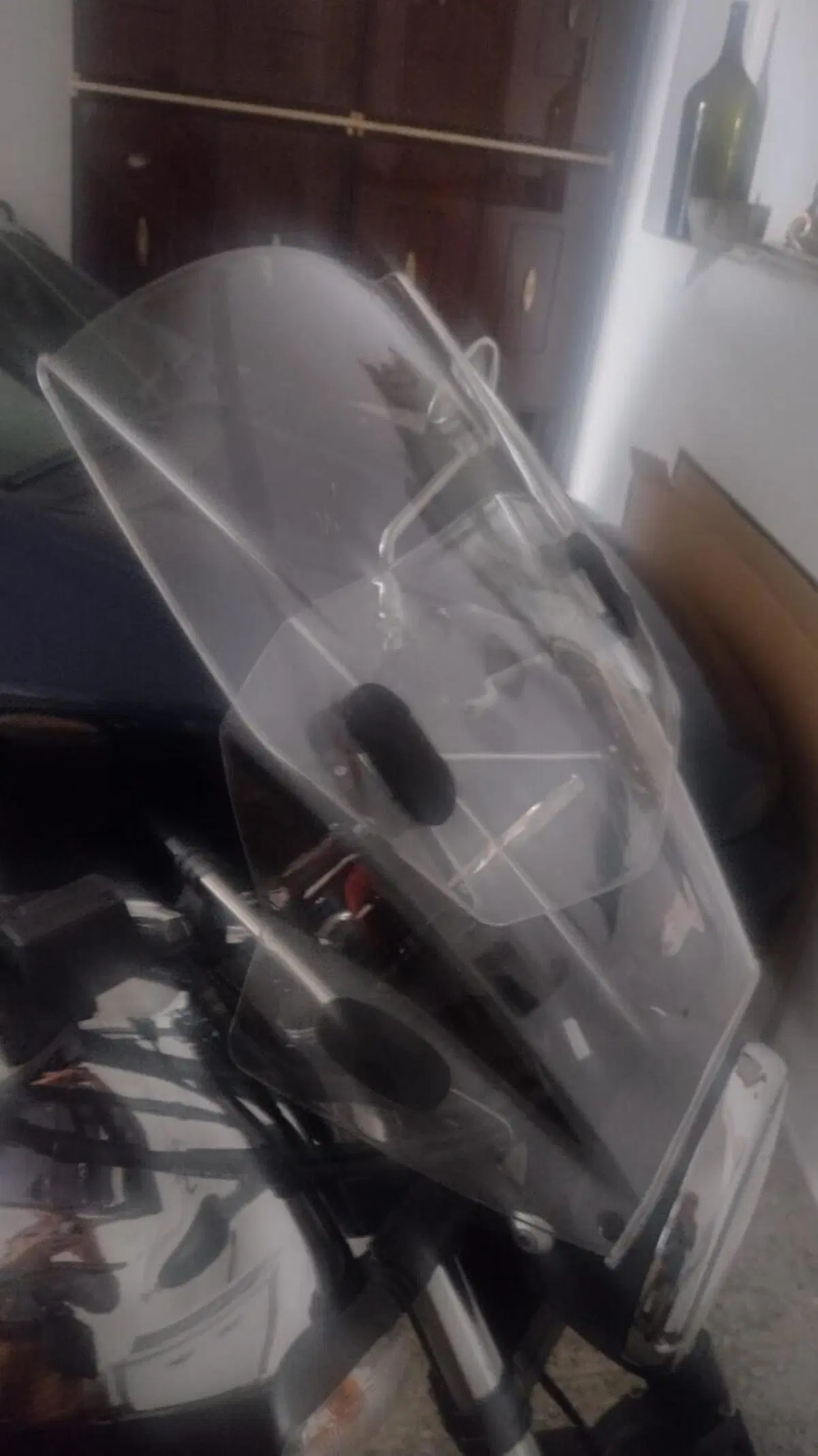 Moto Guzzi V7 III Limited (2018) (5)
