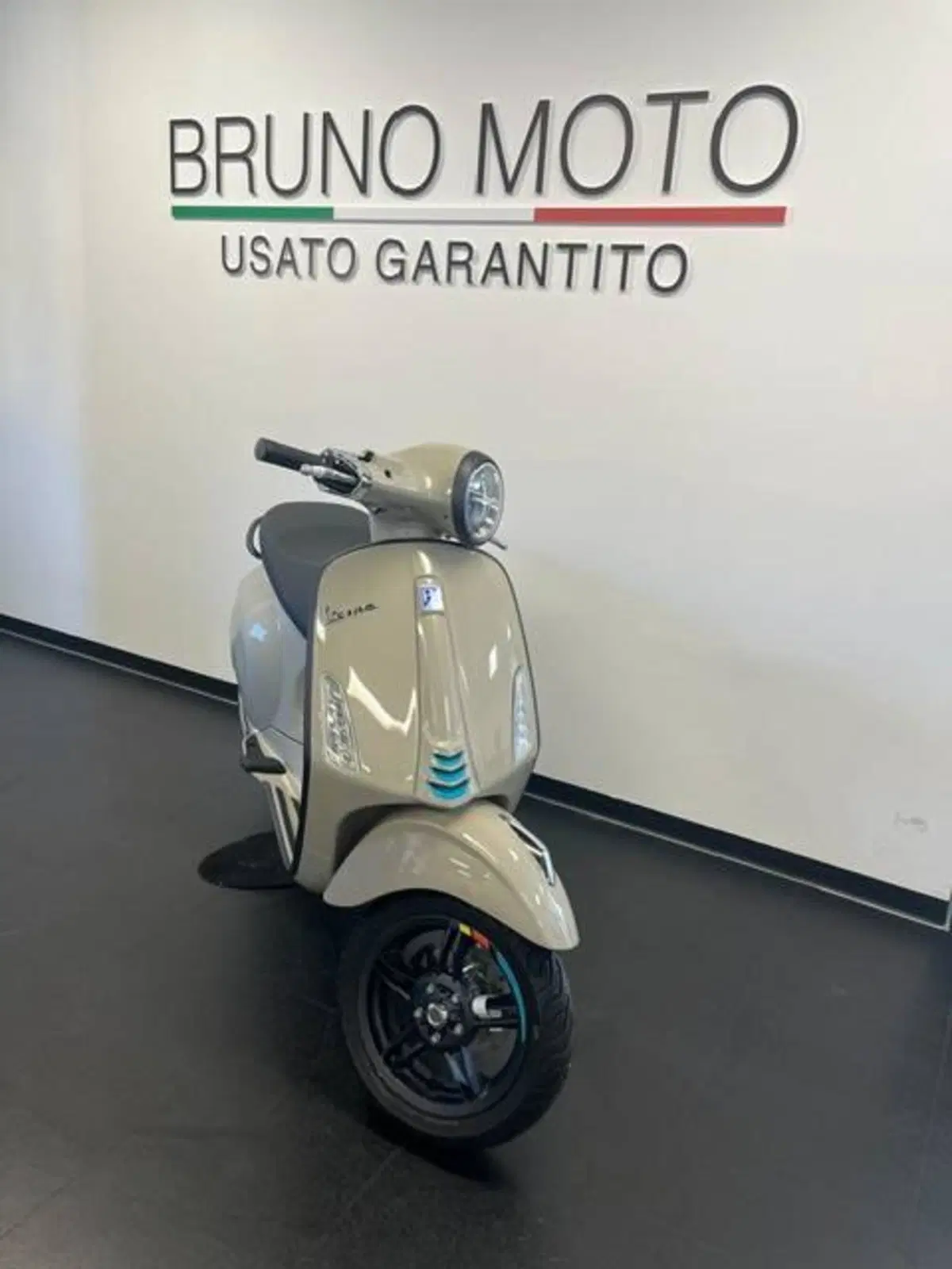 Vespa Primavera 50 S (2023 - 25) (2)