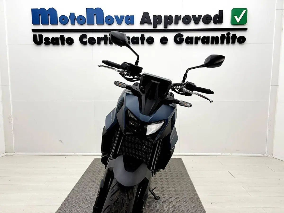 Honda CB 750 Hornet (2026) (4)