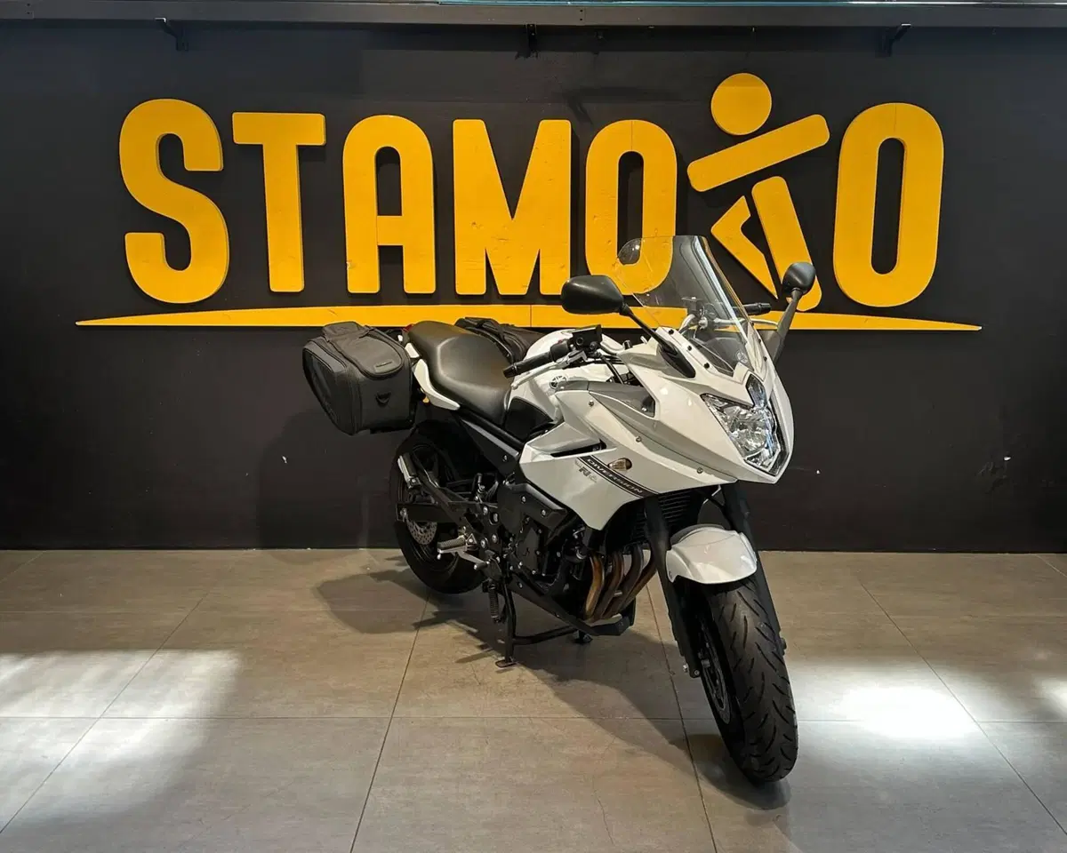 Yamaha XJ6 Diversion (2009 - 15) (2)