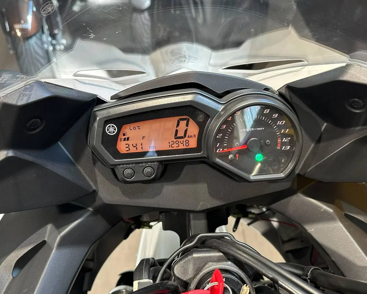 Yamaha XJ6 Diversion (2009 - 15) (6)