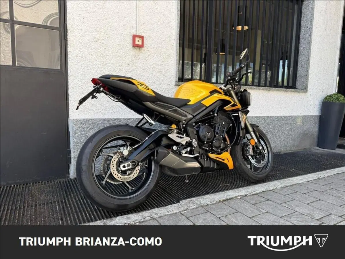 Triumph Street Triple 765 RS (2023 - 26) (2)