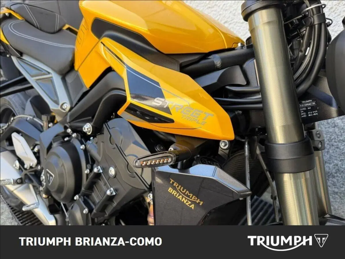 Triumph Street Triple 765 RS (2023 - 26) (6)