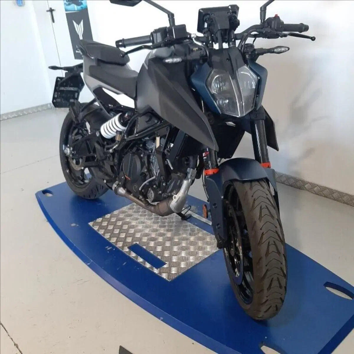 KTM 125 Duke (2024 - 25) (2)