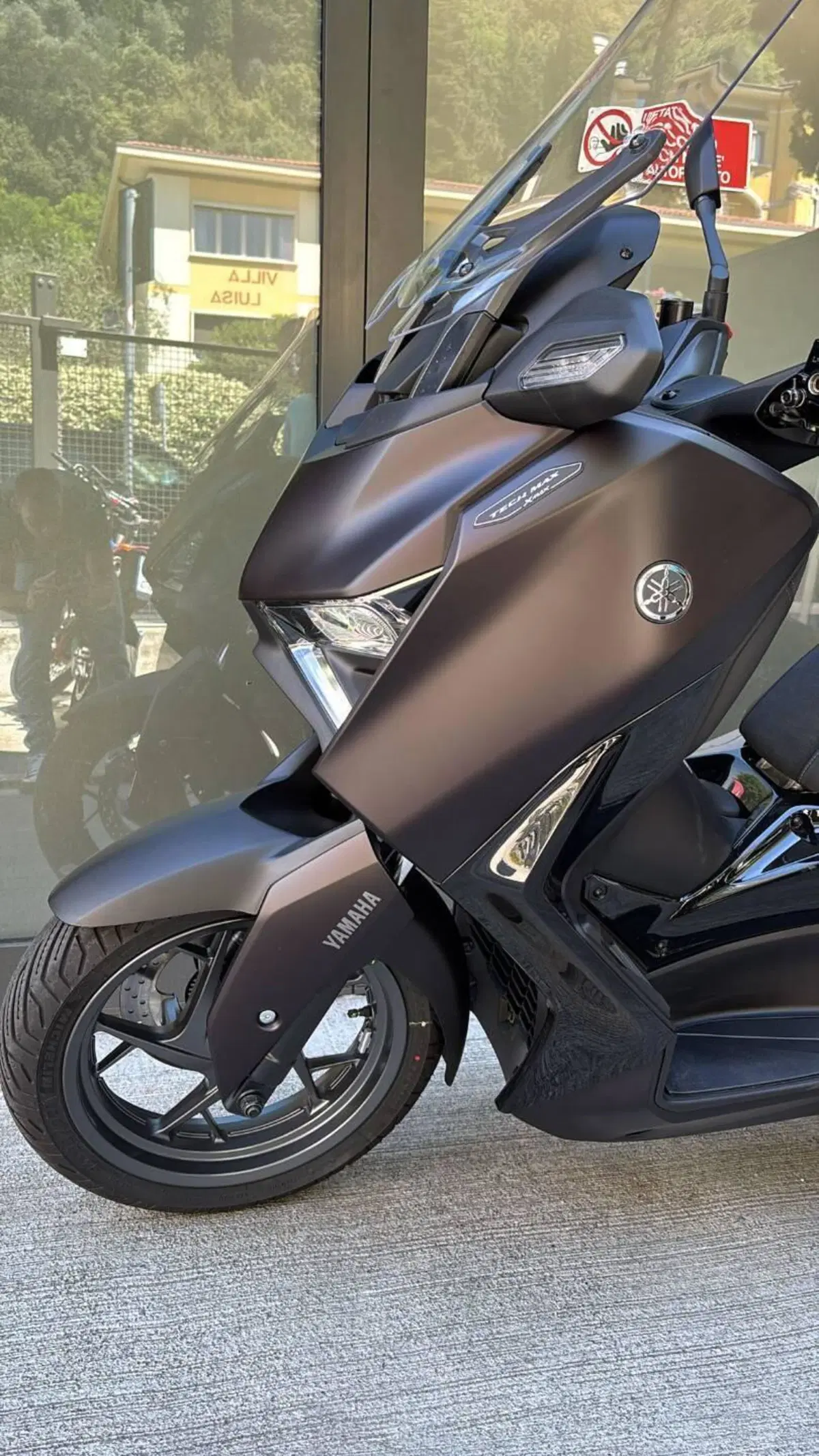 Yamaha X-Max 125 Tech Max (2025 - 26) (7)