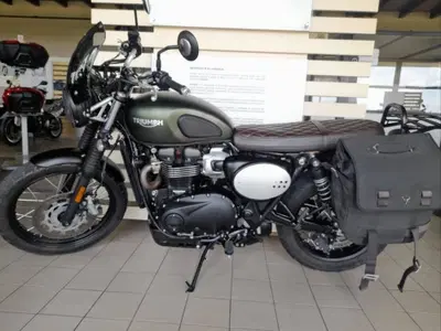 Triumph Street Scrambler 900 (2021 - 22) usata