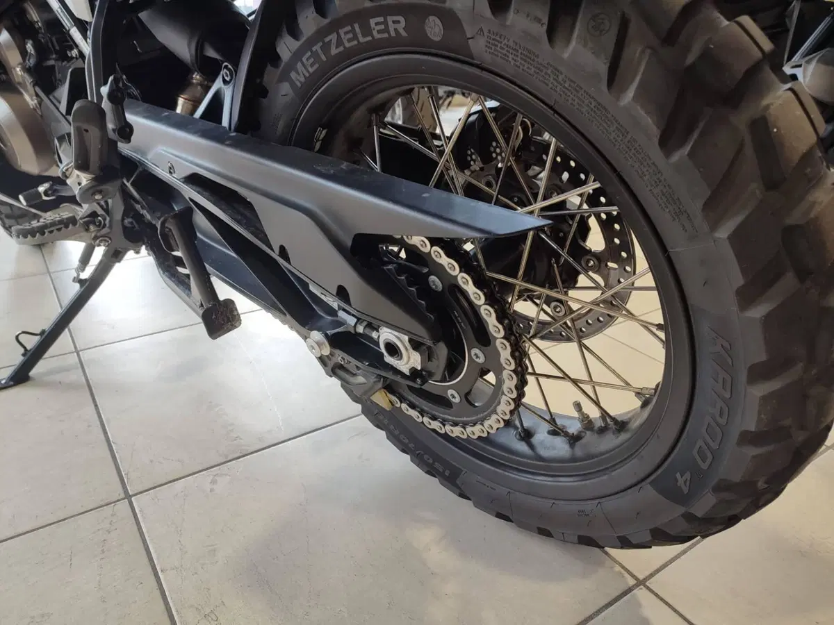 Husqvarna Norden 901 (2022 - 26) (10)