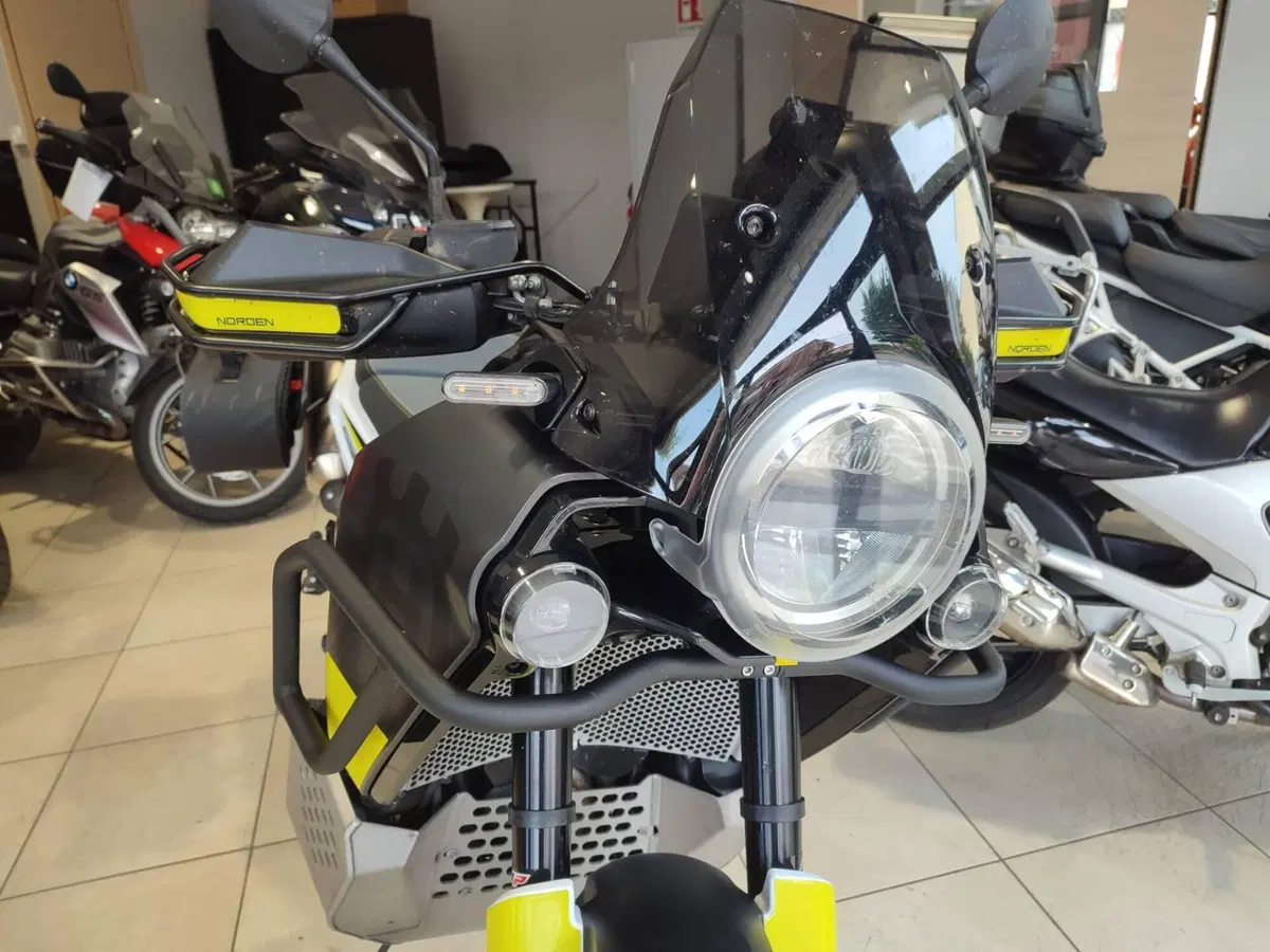Husqvarna Norden 901 (2022 - 26) (16)