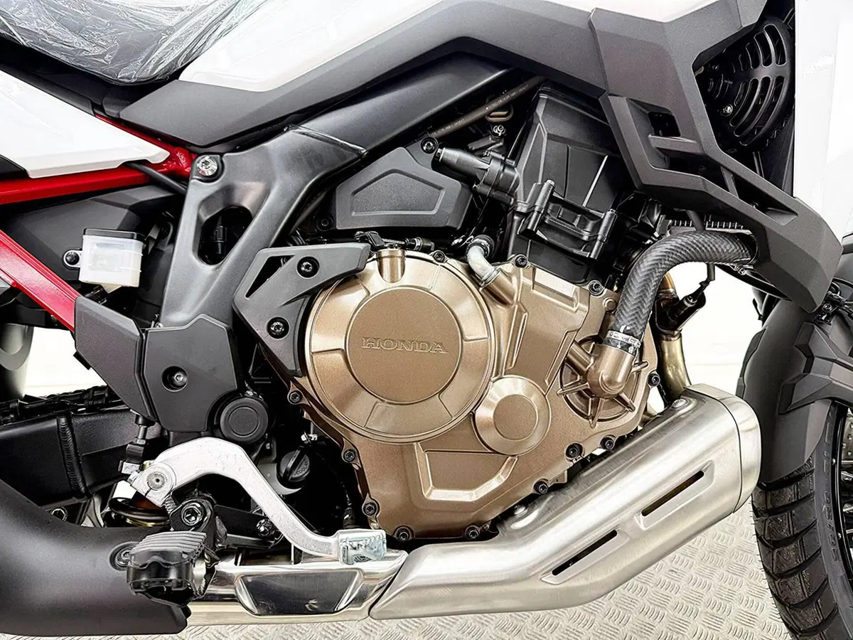 Honda Africa Twin CRF 1100L (2024 - 26) (8)