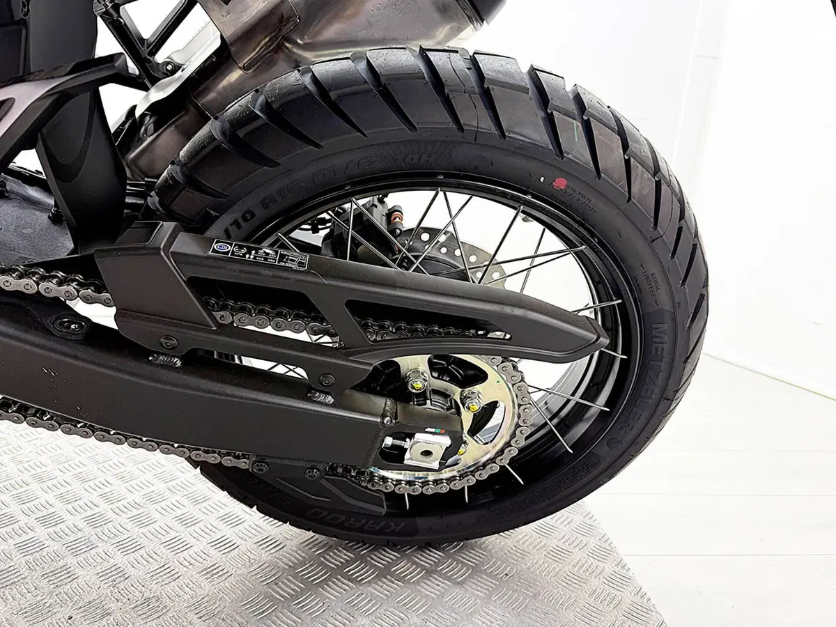 Honda Africa Twin CRF 1100L (2024 - 26) (17)
