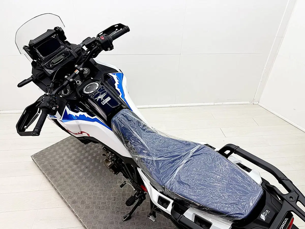 Honda Africa Twin CRF 1100L (2024 - 26) (18)