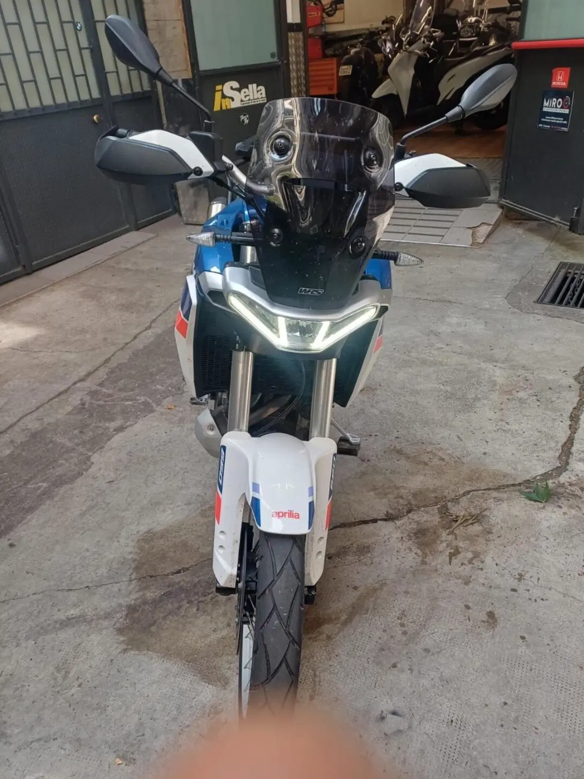 Aprilia Tuareg 660 (2022 - 24) (2)