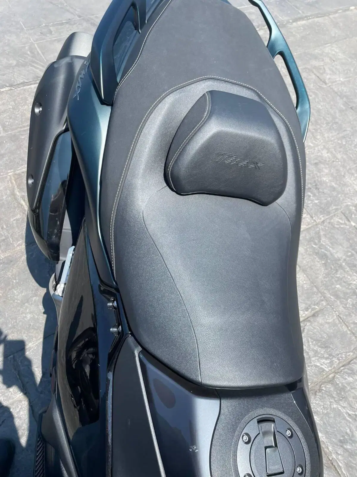 Yamaha T-Max 560 Tech Max (2022 - 24) (2)