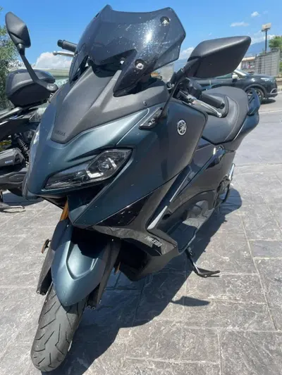 Yamaha T-Max 560 Tech Max (2022 - 24) usata
