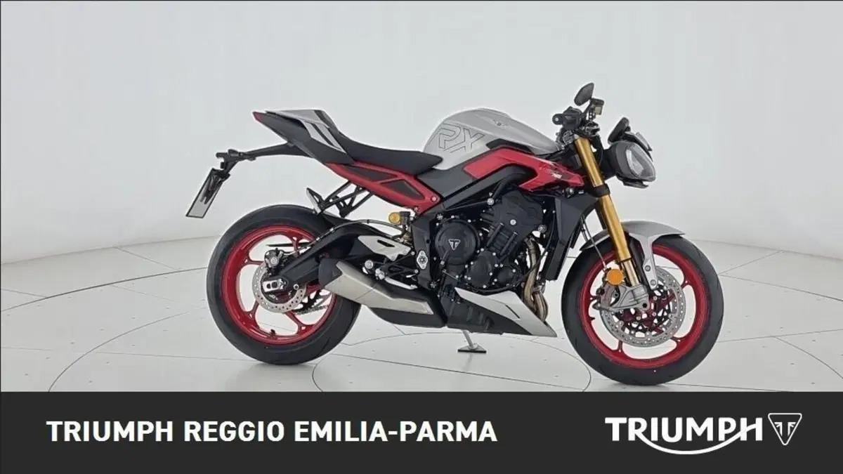 Triumph Street Triple 765 RX (2026)
