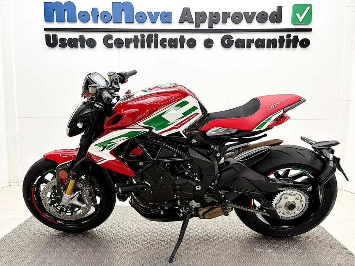 MV Agusta Dragster 800 RC SCS (2022 - 25) (2)