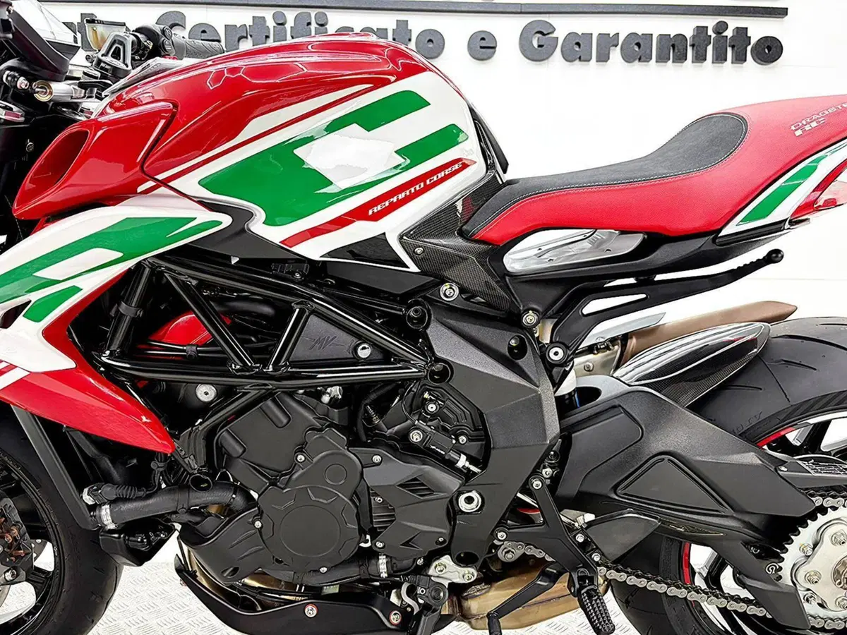 MV Agusta Dragster 800 RC SCS (2022 - 25) (13)