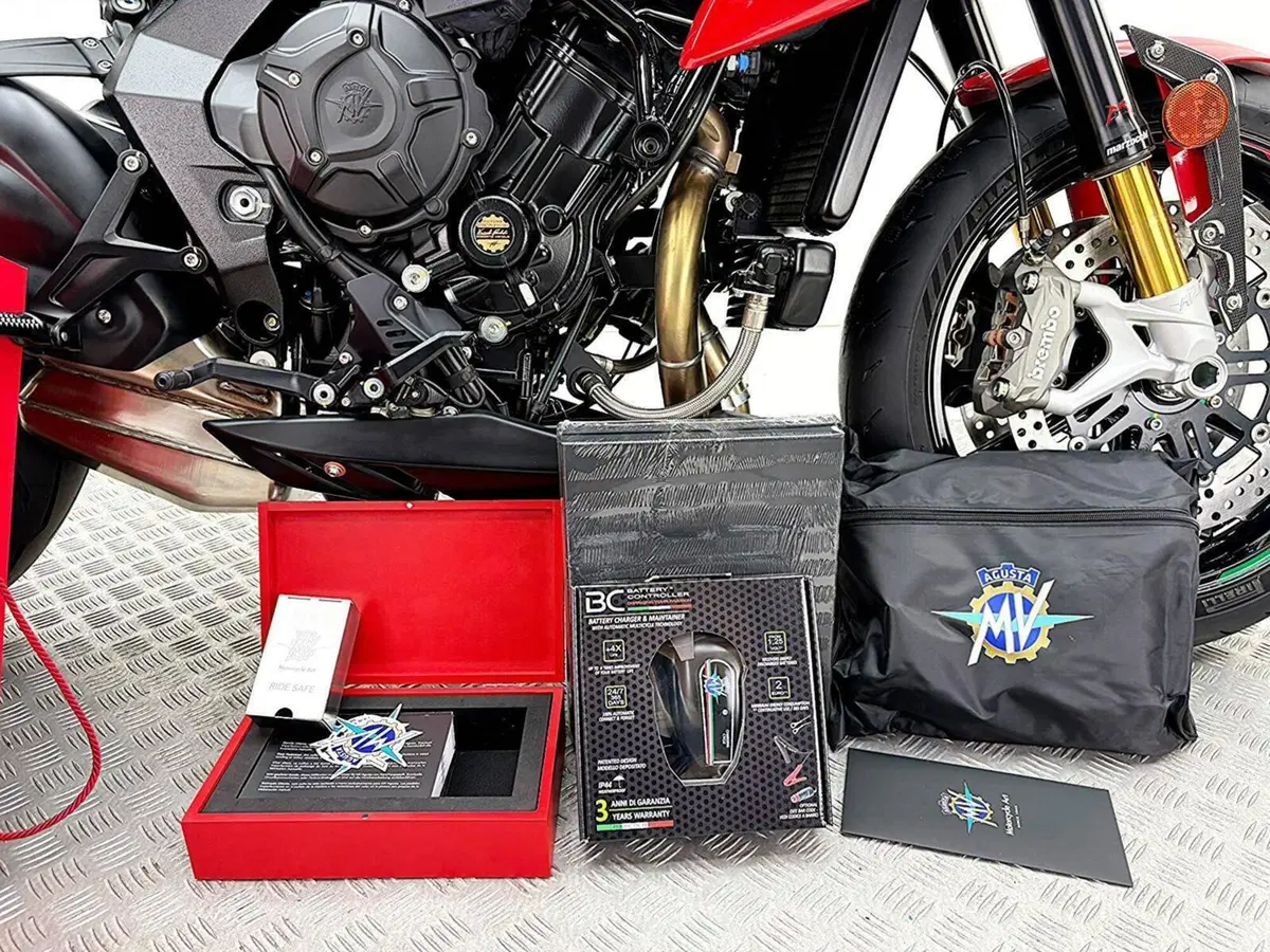 MV Agusta Dragster 800 RC SCS (2022 - 25) (20)