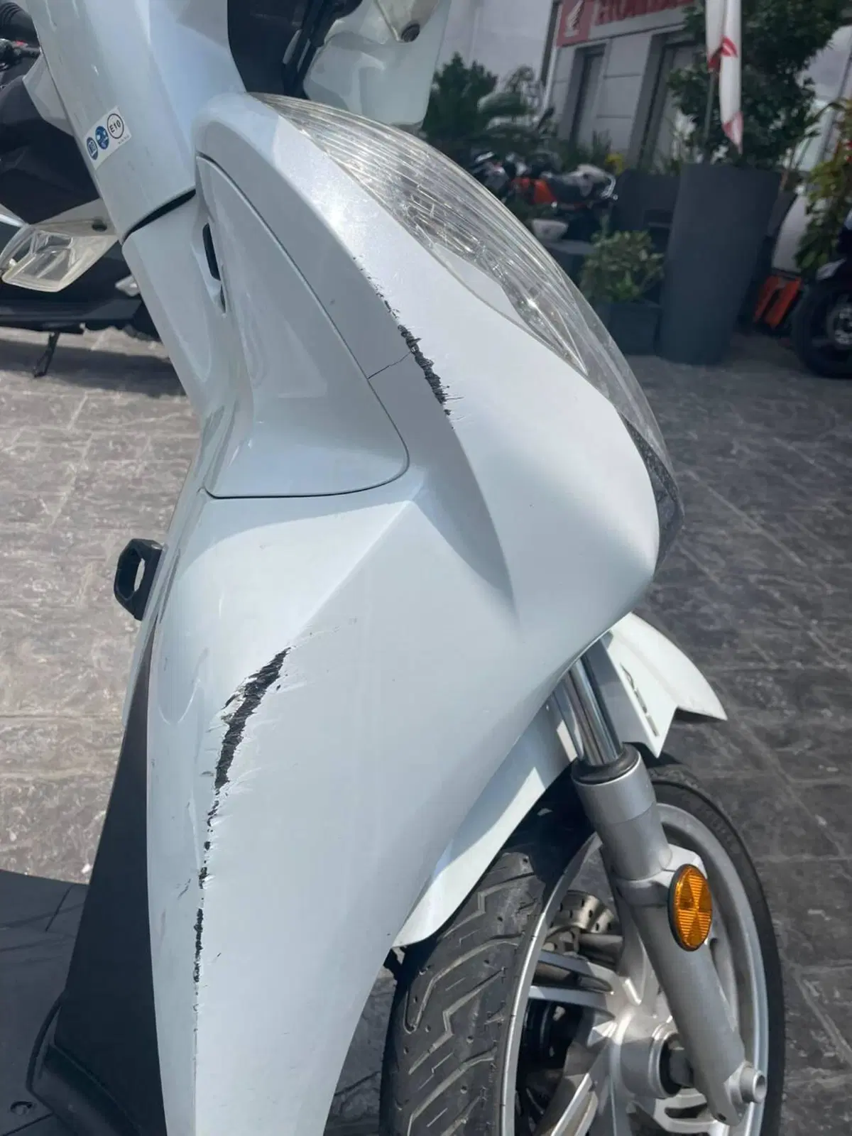Honda SH 300 i ABS (2016 - 20) (8)