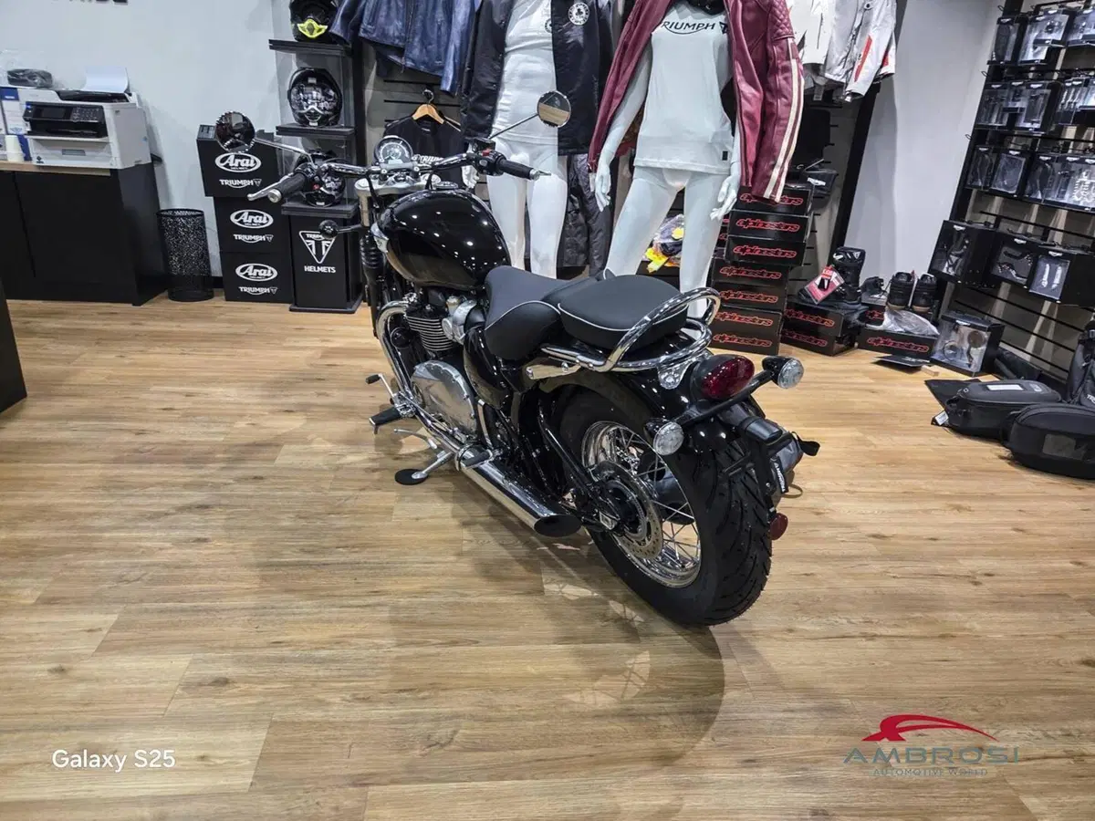 Triumph Bonneville Speedmaster 1200 Icon Edition (2025 - 26) (4)