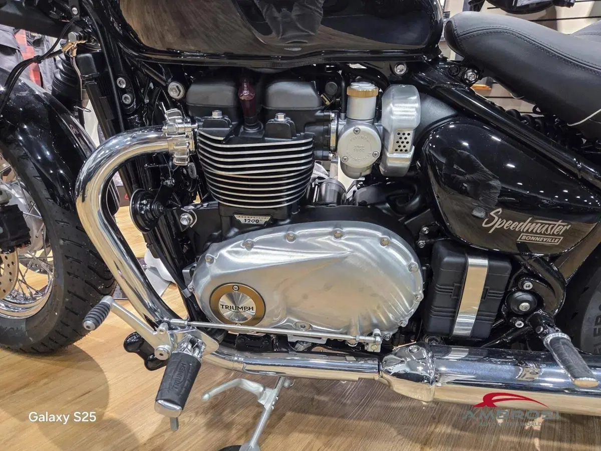Triumph Bonneville Speedmaster 1200 Icon Edition (2025 - 26) (9)