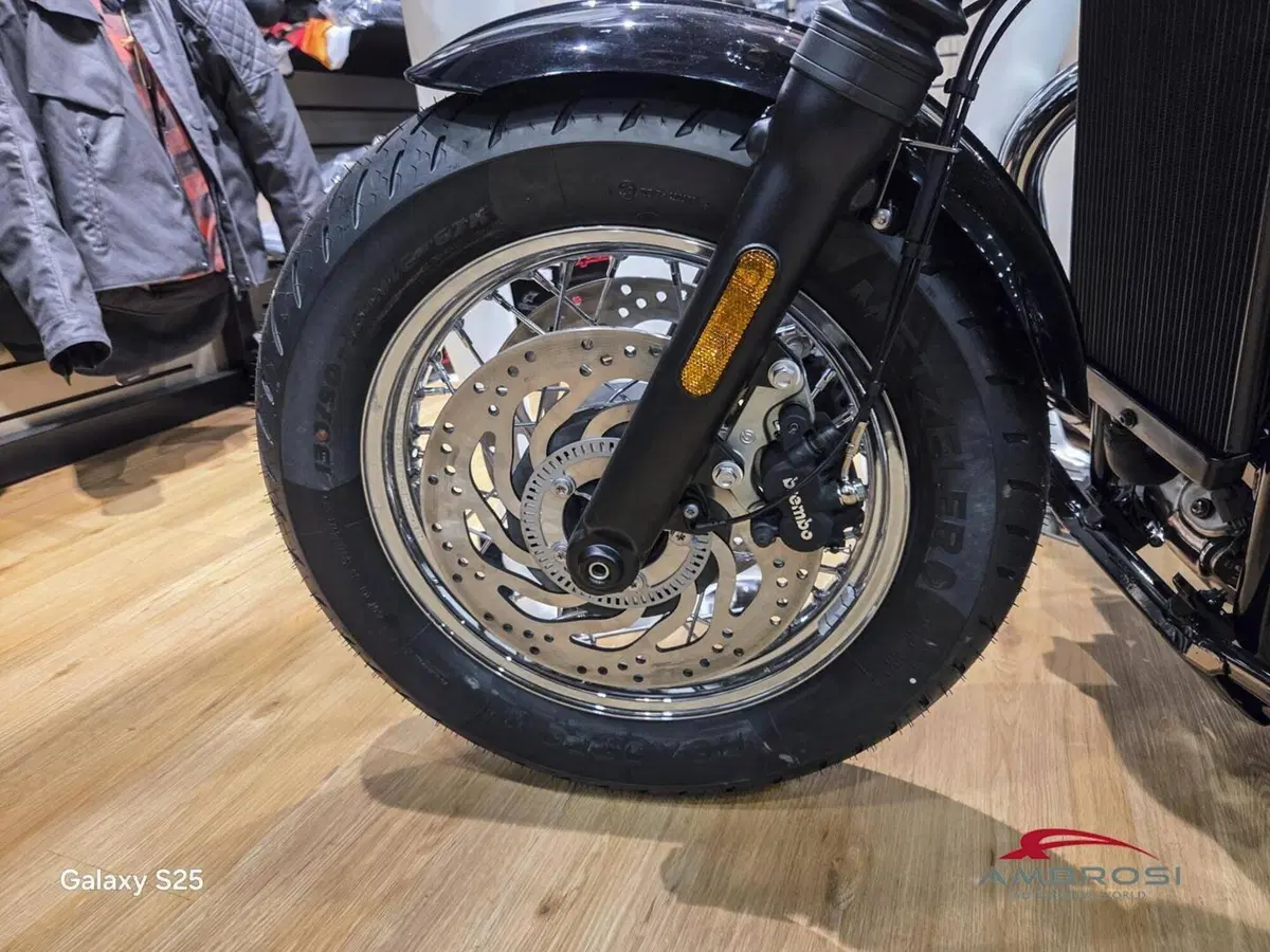 Triumph Bonneville Speedmaster 1200 Icon Edition (2025 - 26) (11)
