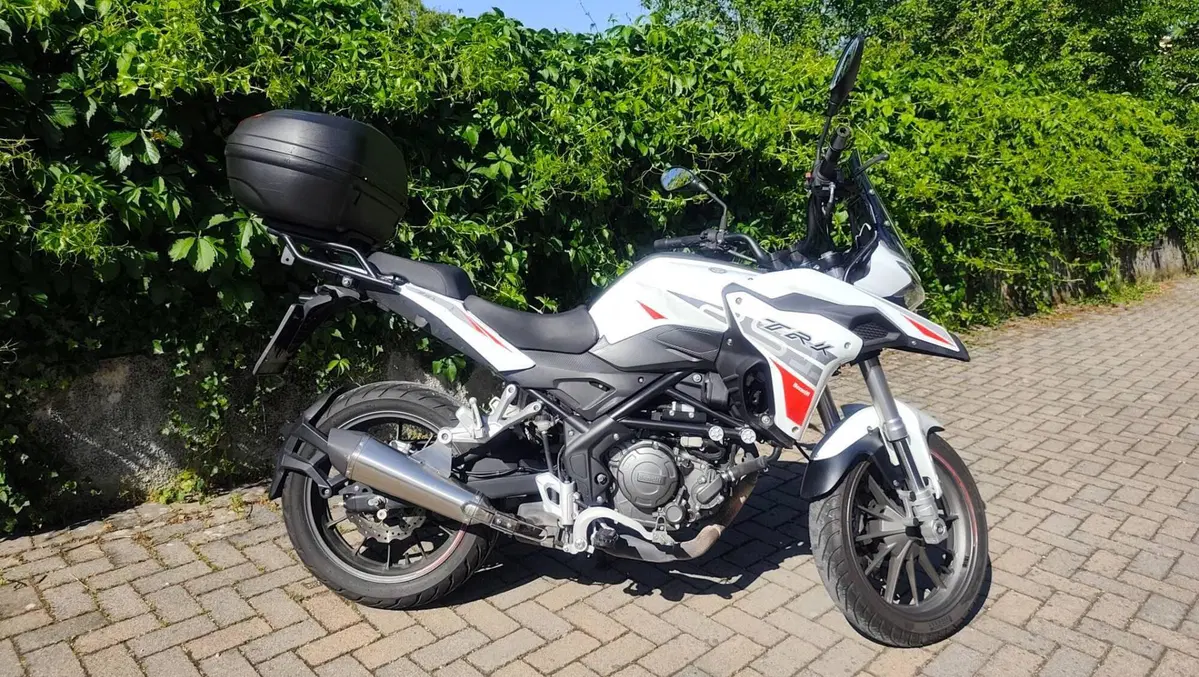 Benelli TRK 251 (2022 - 25) (2)