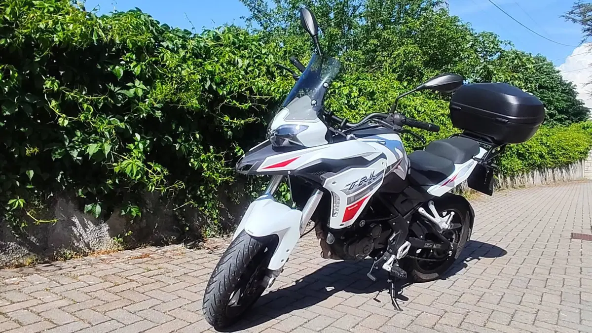 Benelli TRK 251 (2022 - 25) (3)