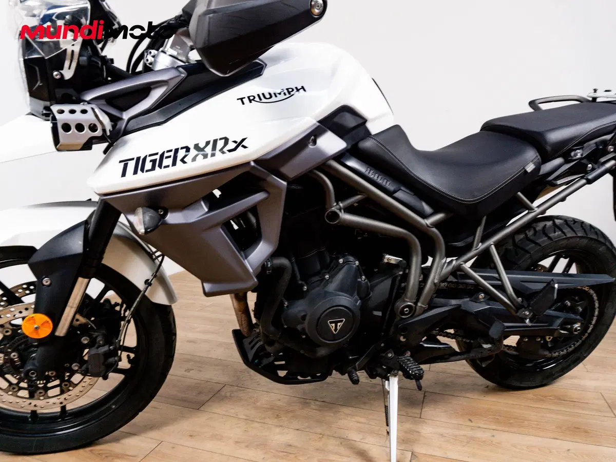 Triumph Tiger 800 XRx (2015 - 17) (8)