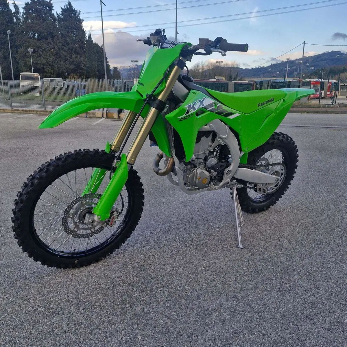 Kawasaki KX450 (2025) (7)