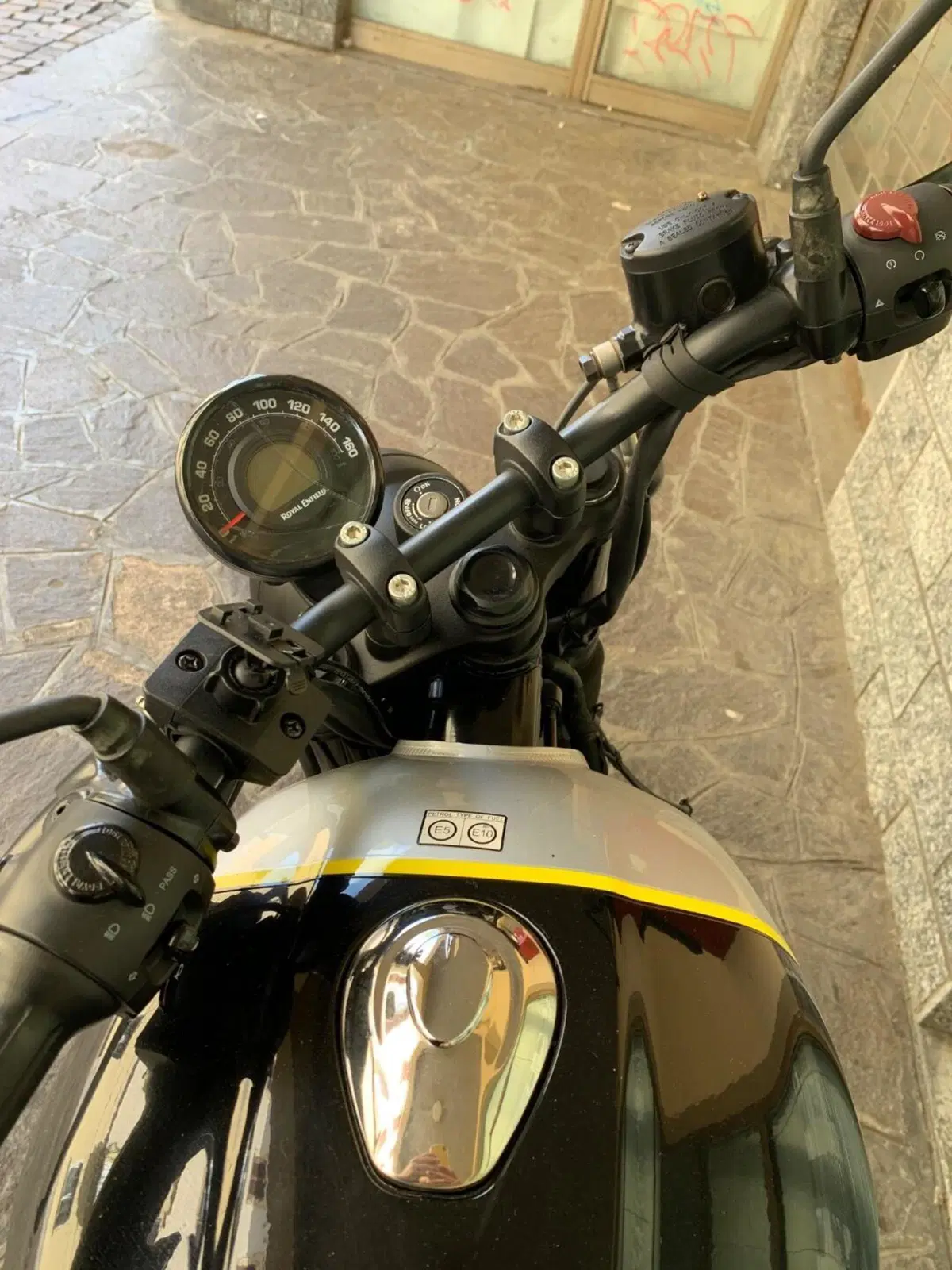 Royal Enfield HNTR 350 (2022 - 26) (5)