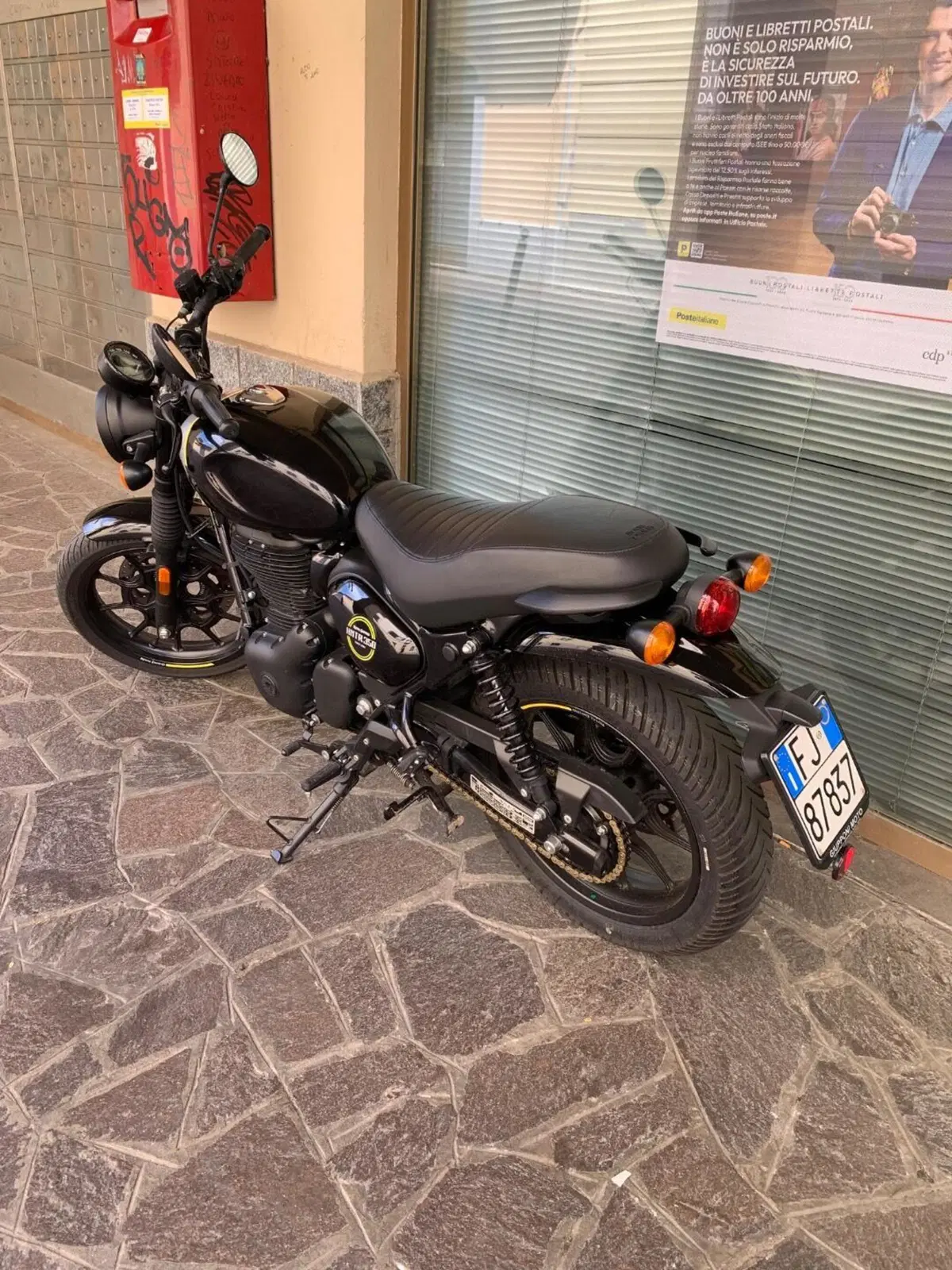 Royal Enfield HNTR 350 (2022 - 26) (7)