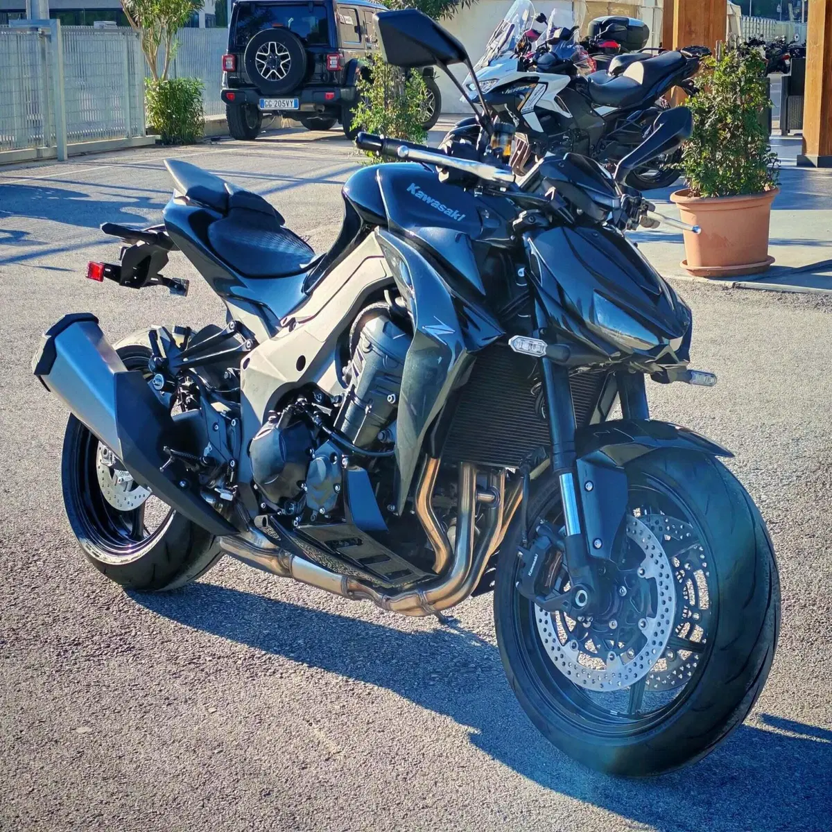 Kawasaki Z 1100 (2026) (2)