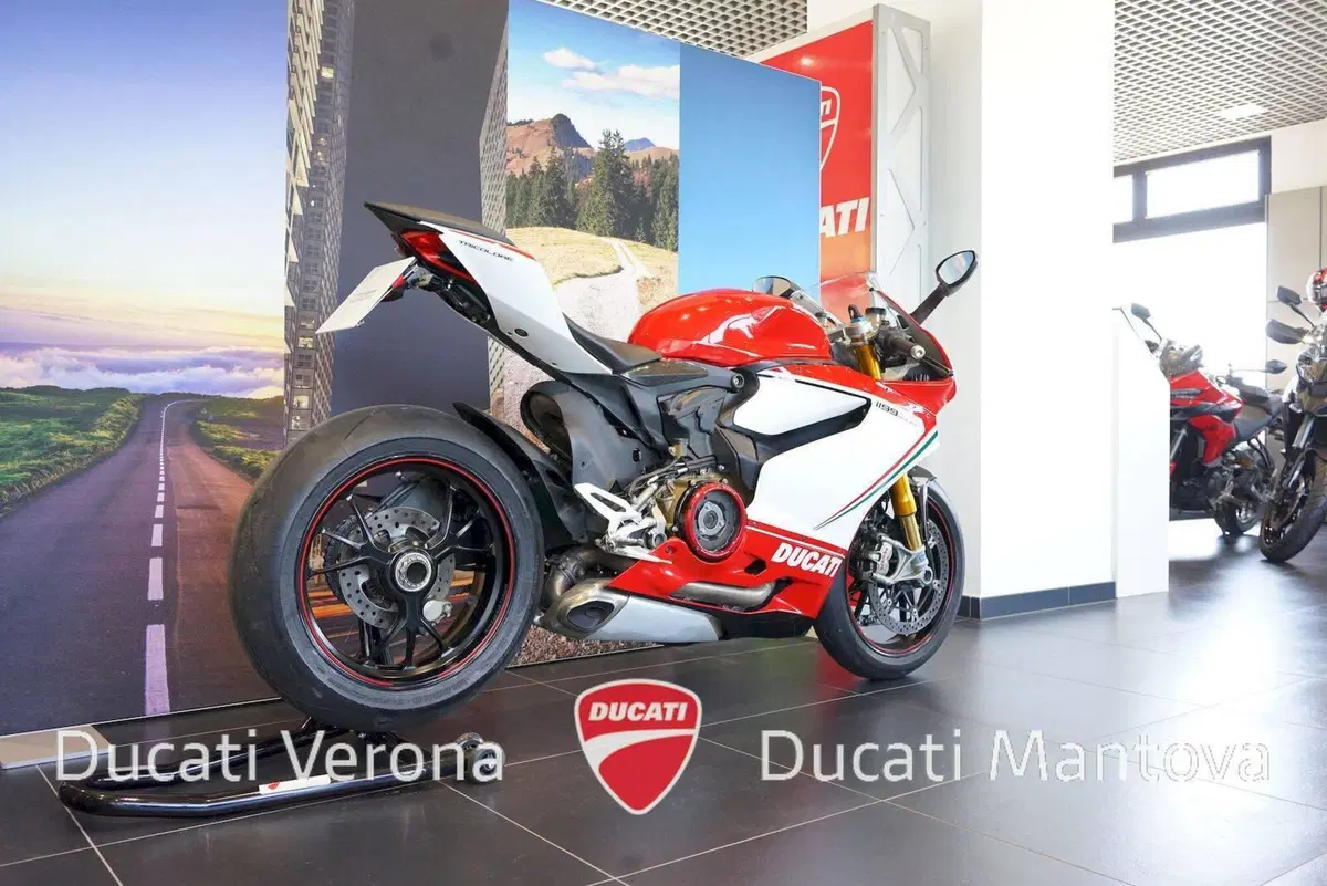 Ducati 1199 Panigale S Tricolore (2012 - 14) (6)