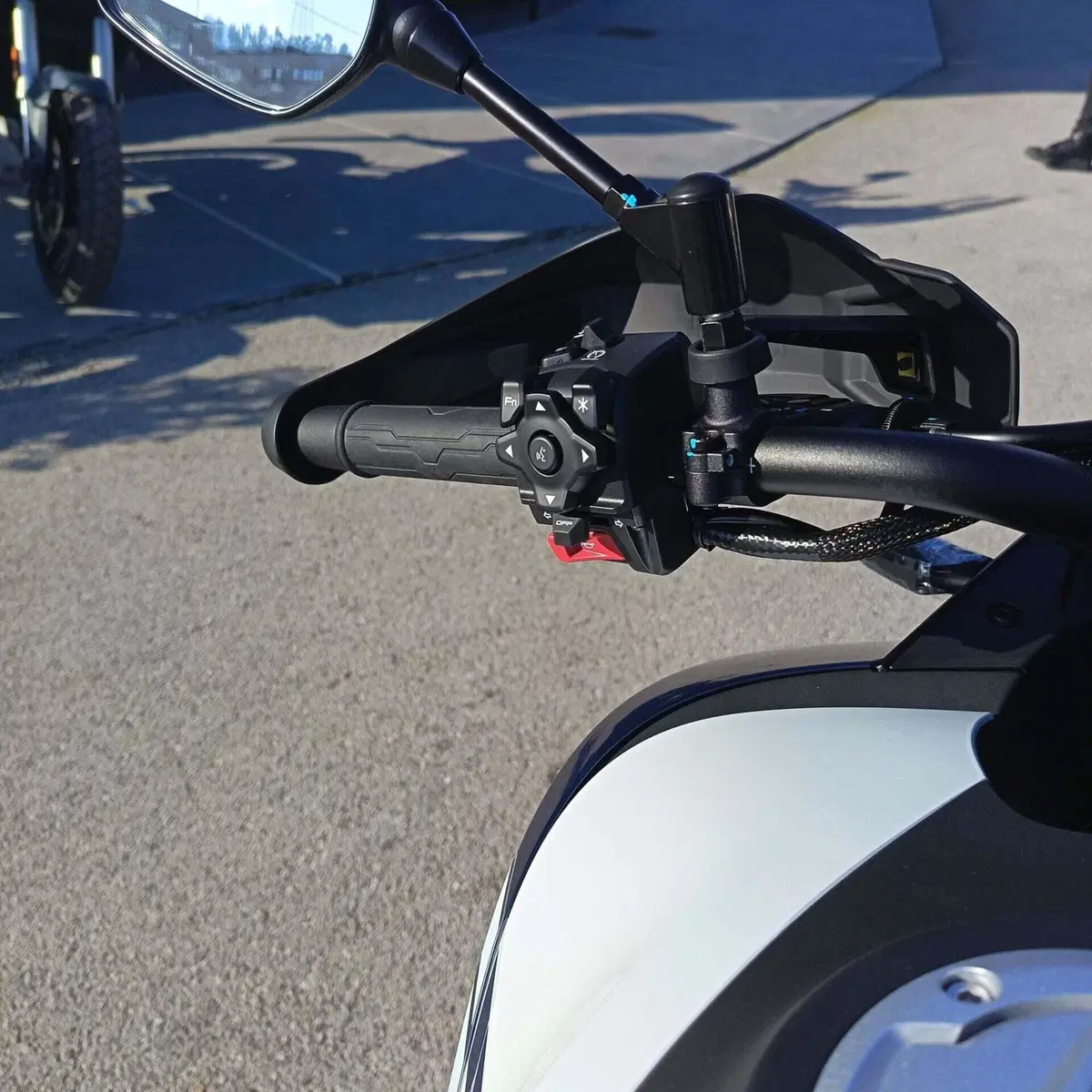 CFMOTO 800MT Explore (2023 - 26) (10)
