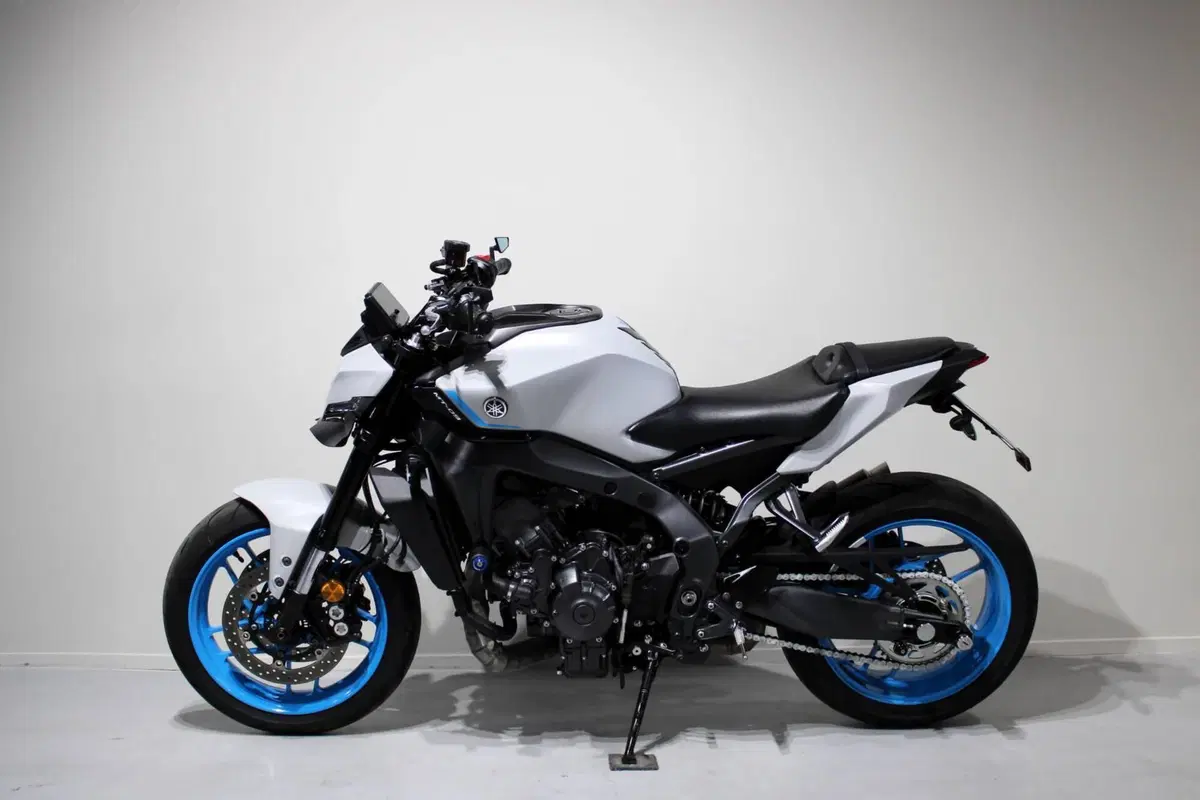 Yamaha MT-09 (2024 - 26) (4)