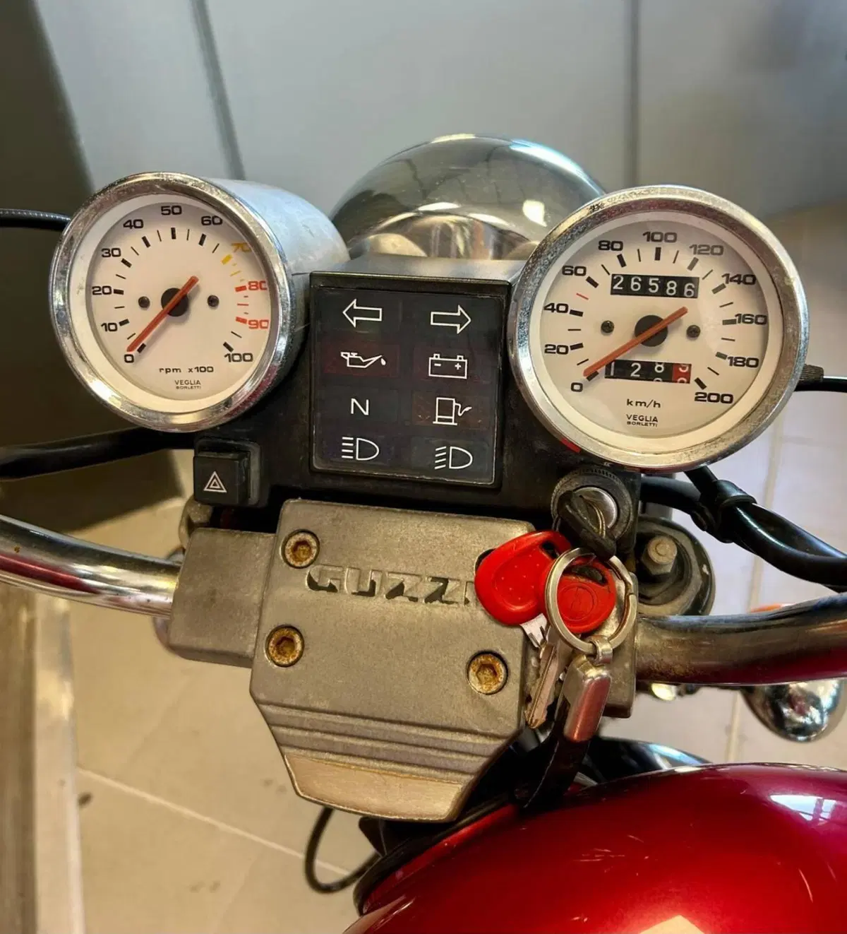Moto Guzzi Nevada 750 Club (2002 - 06) (3)
