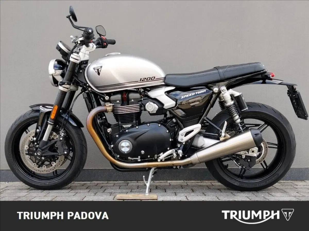 Triumph Speed Twin 1200 (2025 - 26) (6)