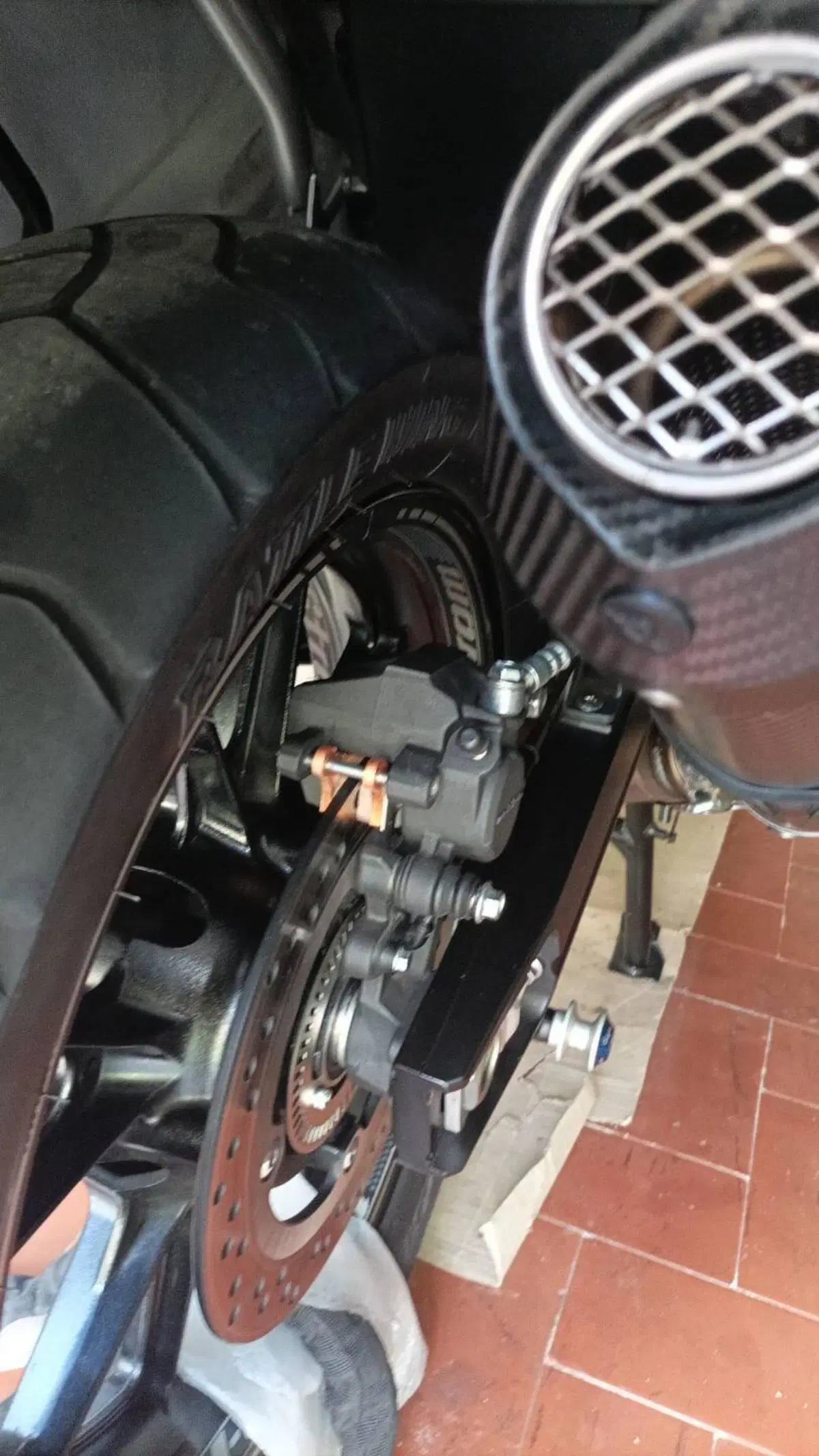 Suzuki V-Strom 1000 ABS No compromise LE (2015 - 17) (4)