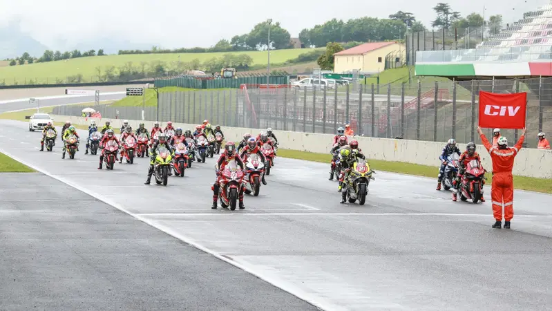 Dunlop CIV 2026 a Imola: orari e come seguirlo in TV, in streaming e in chiaro su AutomotoTV