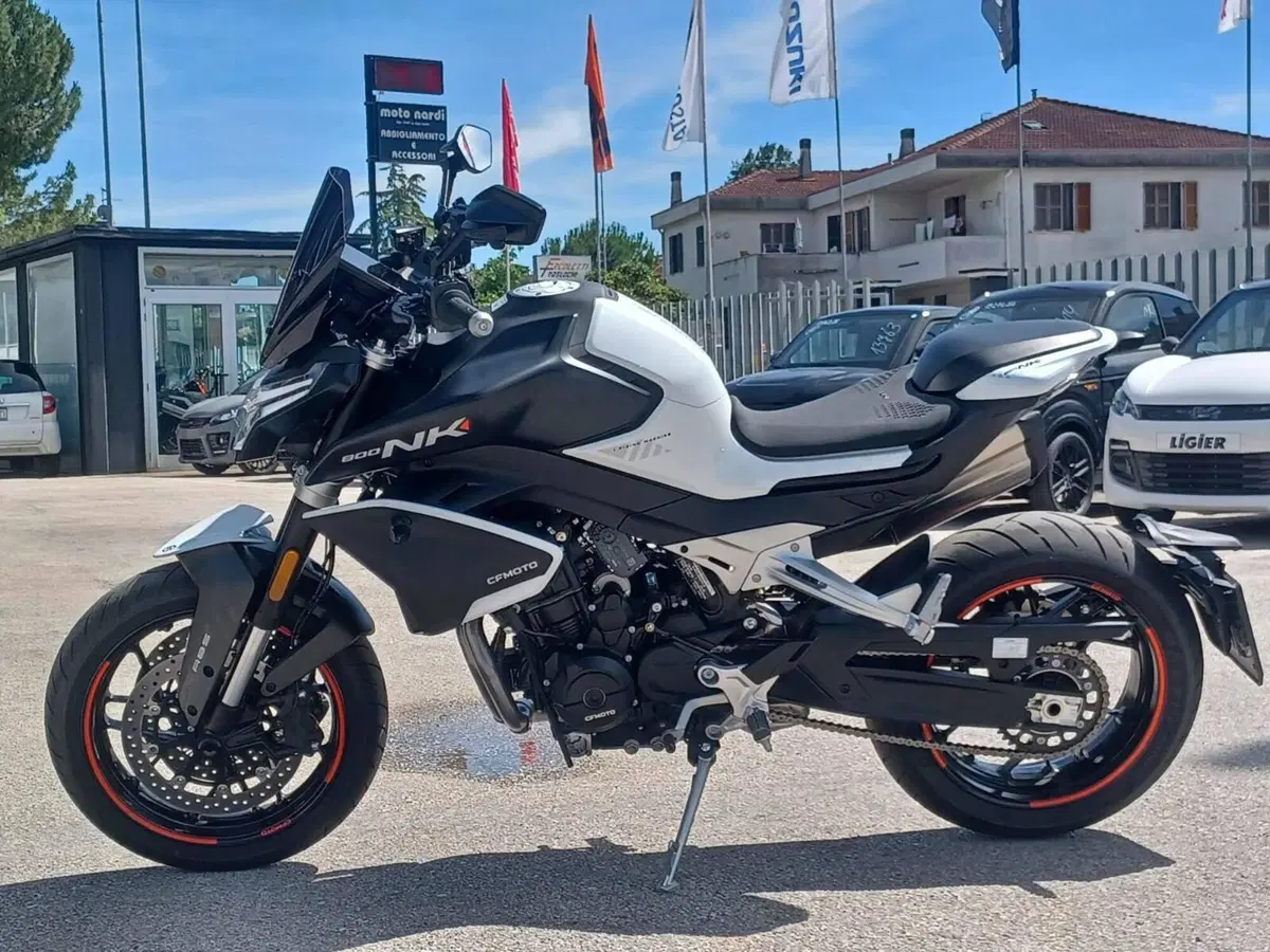 CFMOTO 800NK Sport (2023 - 26) (2)