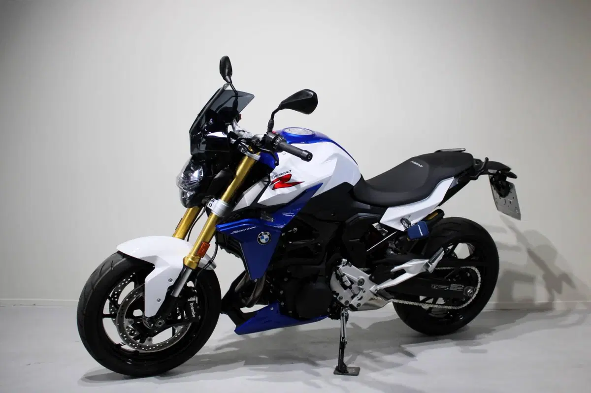 Bmw F 900 R (2021 - 24) (3)