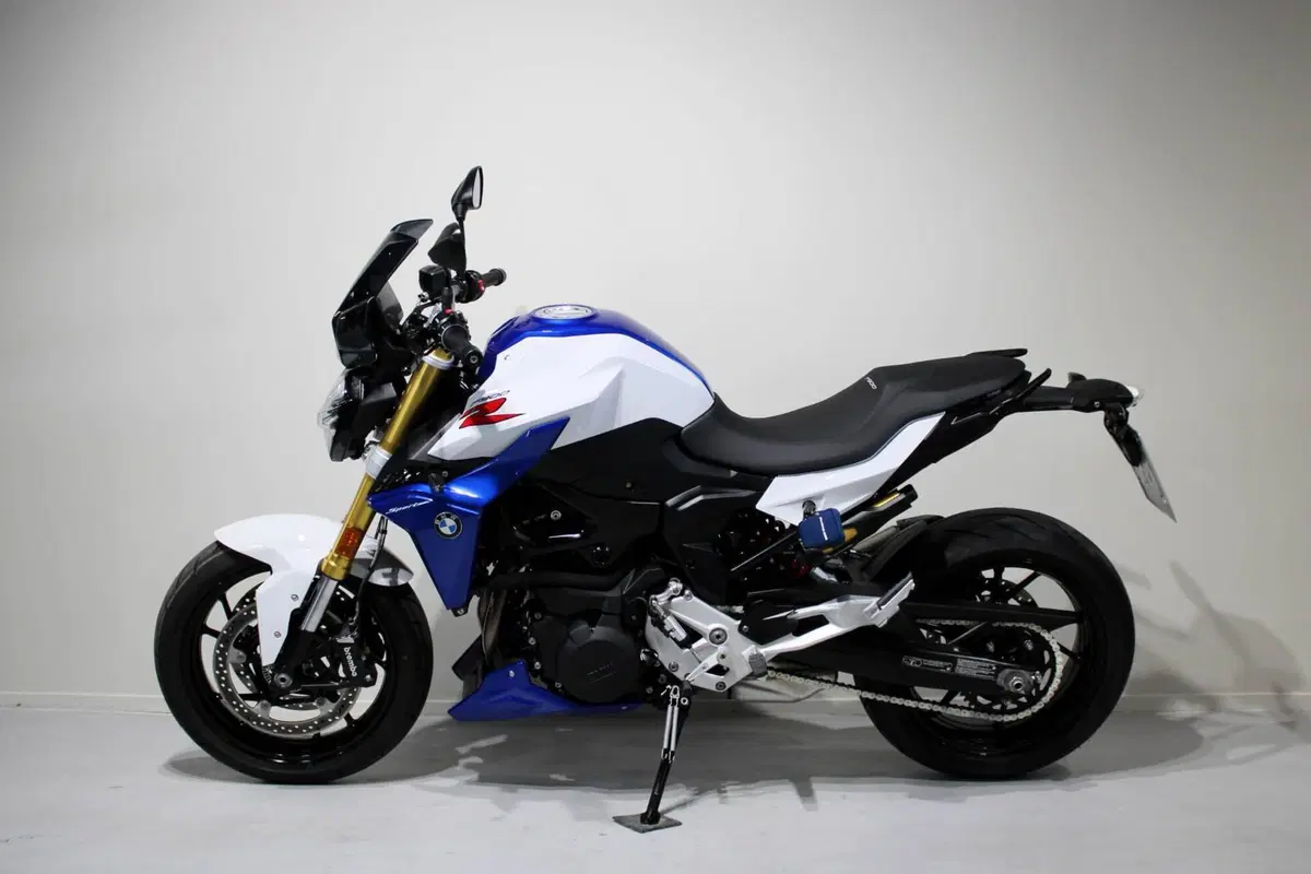 Bmw F 900 R (2021 - 24) (4)