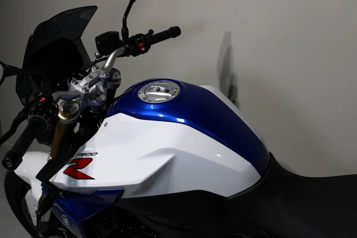 Bmw F 900 R (2021 - 24) (5)