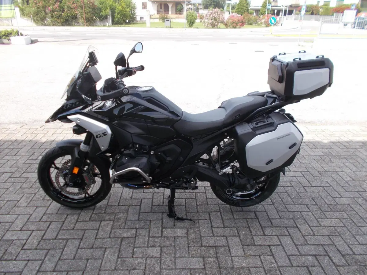 Bmw R 1300 GS Triple Black (2023 - 26) (3)