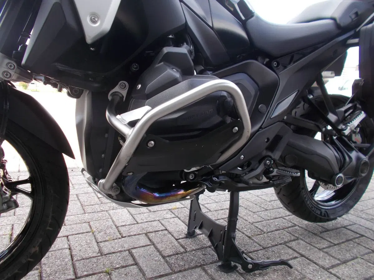 Bmw R 1300 GS Triple Black (2023 - 26) (4)
